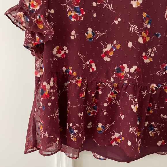 Madewell Ruffle Peplum Swing Top in Clipdot Carnation Toss - Picture 5 of 9